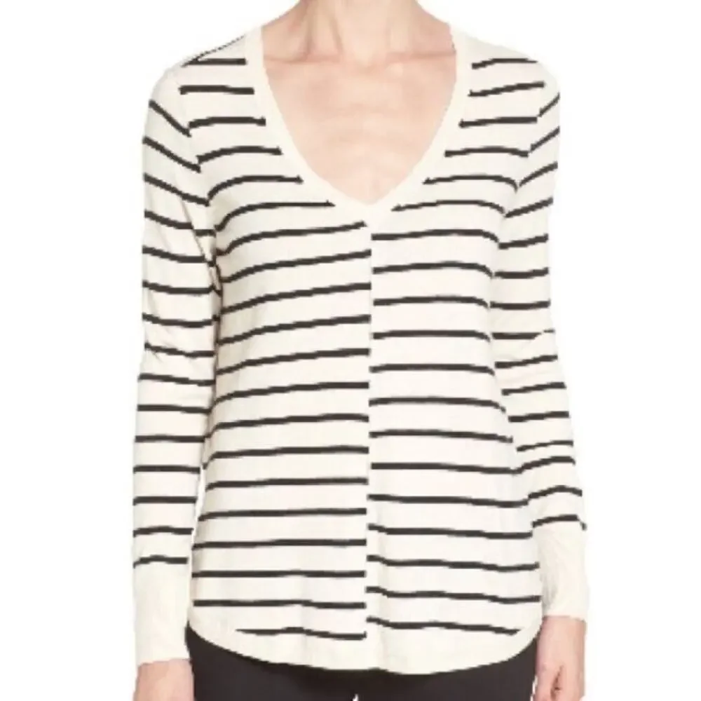Caslon Women's High-Low V-Neck Sweater in Ivory Black Stripe Medium MSRP $59